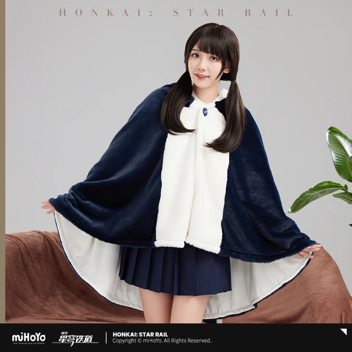 Pom-pom Hoodie Blanket